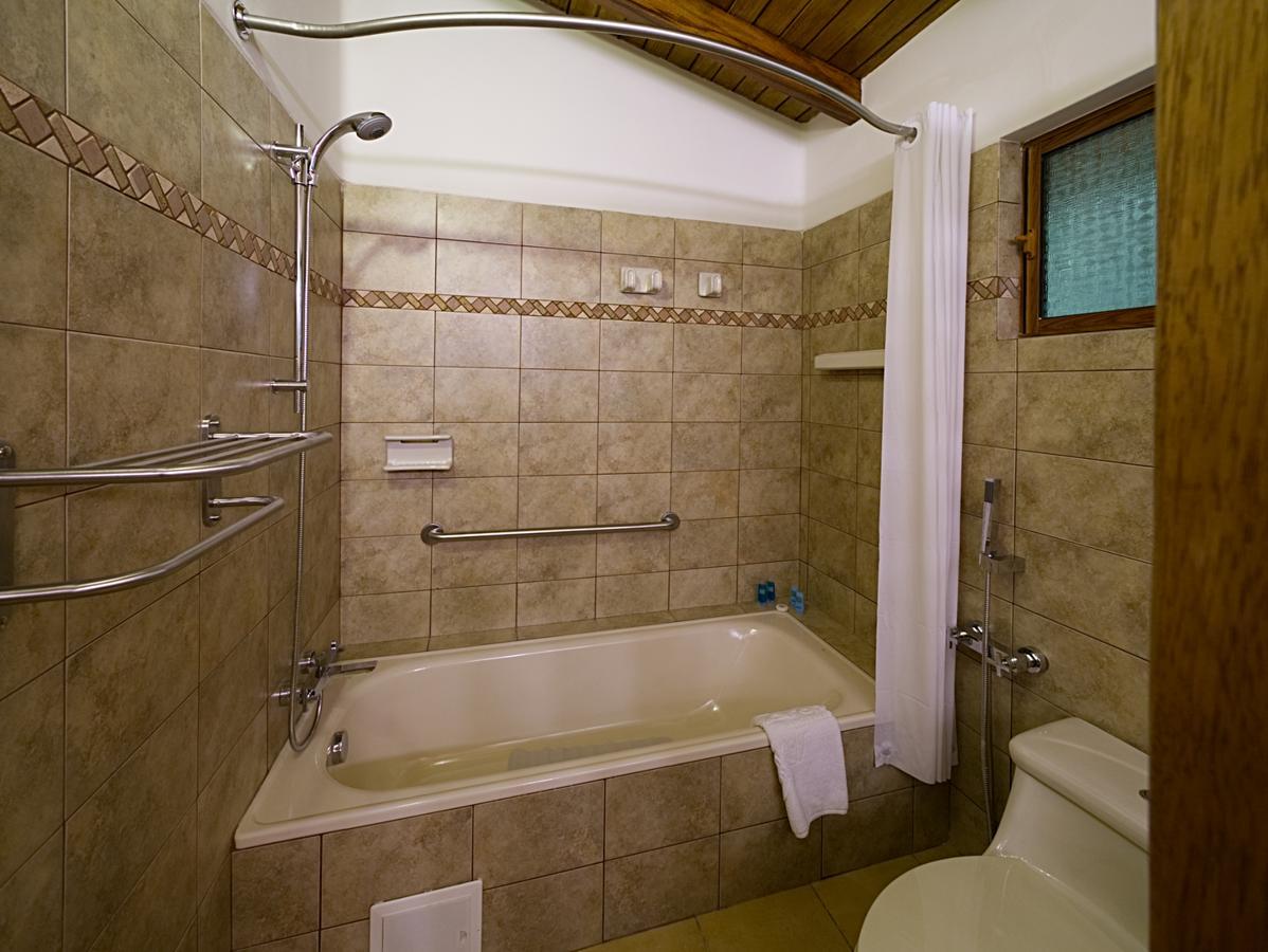 Arahuana Jungle Resort & Spa Тена Экстерьер фото